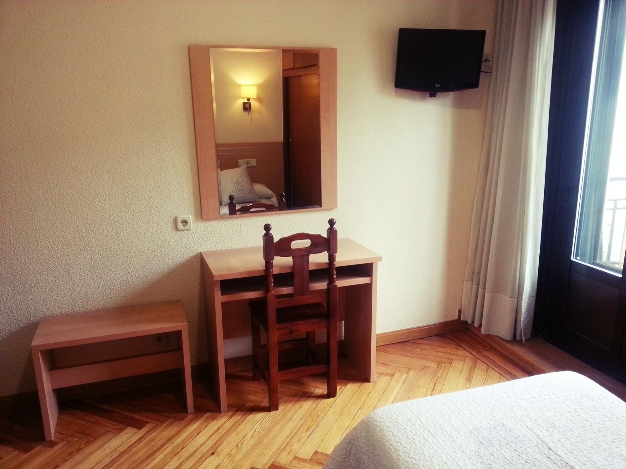Hostal Avenida Madrid Exteriör bild