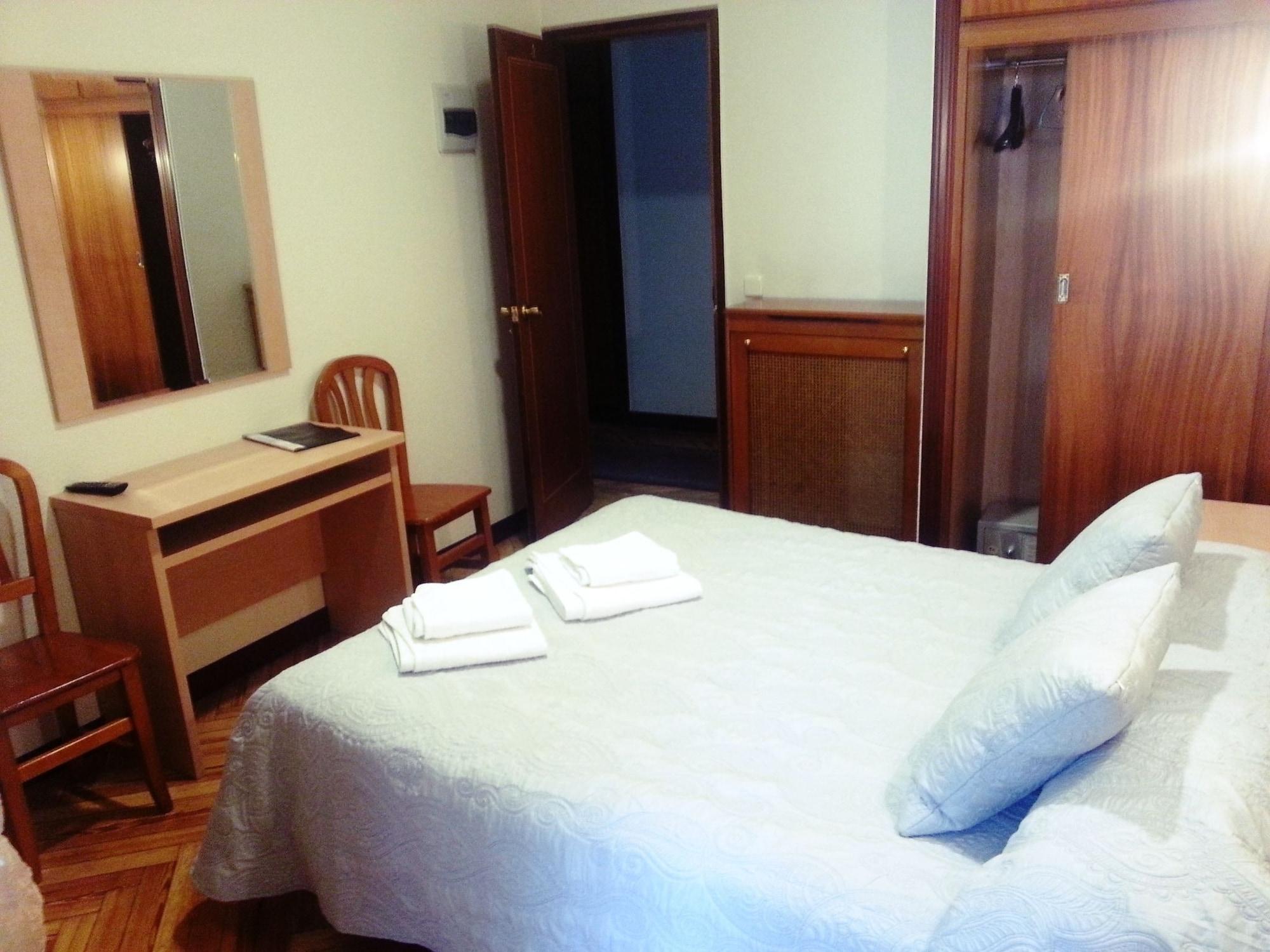 Hostal Avenida Madrid Exteriör bild